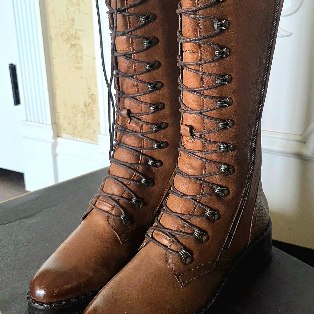 New vintage Foundry lace up knee high boots